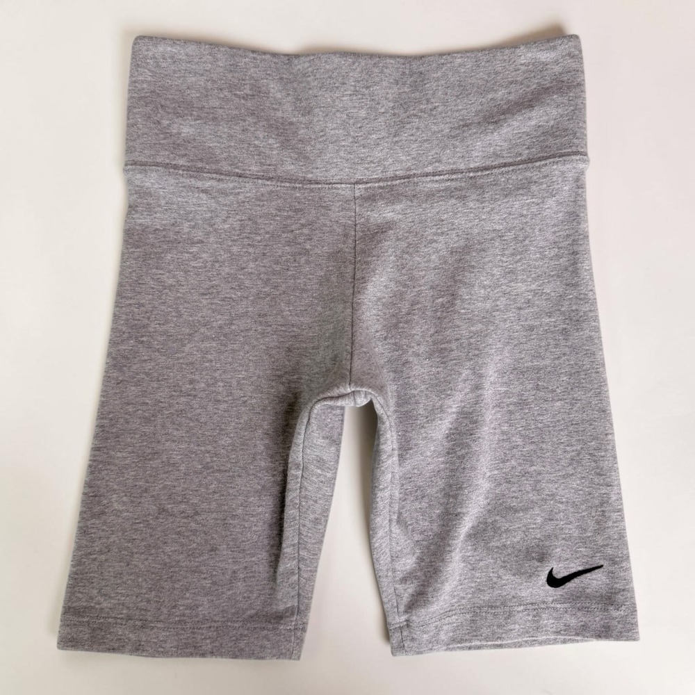 Nike Sportswear Streetwear Womens High Waisted Bike Shorts Gray XS